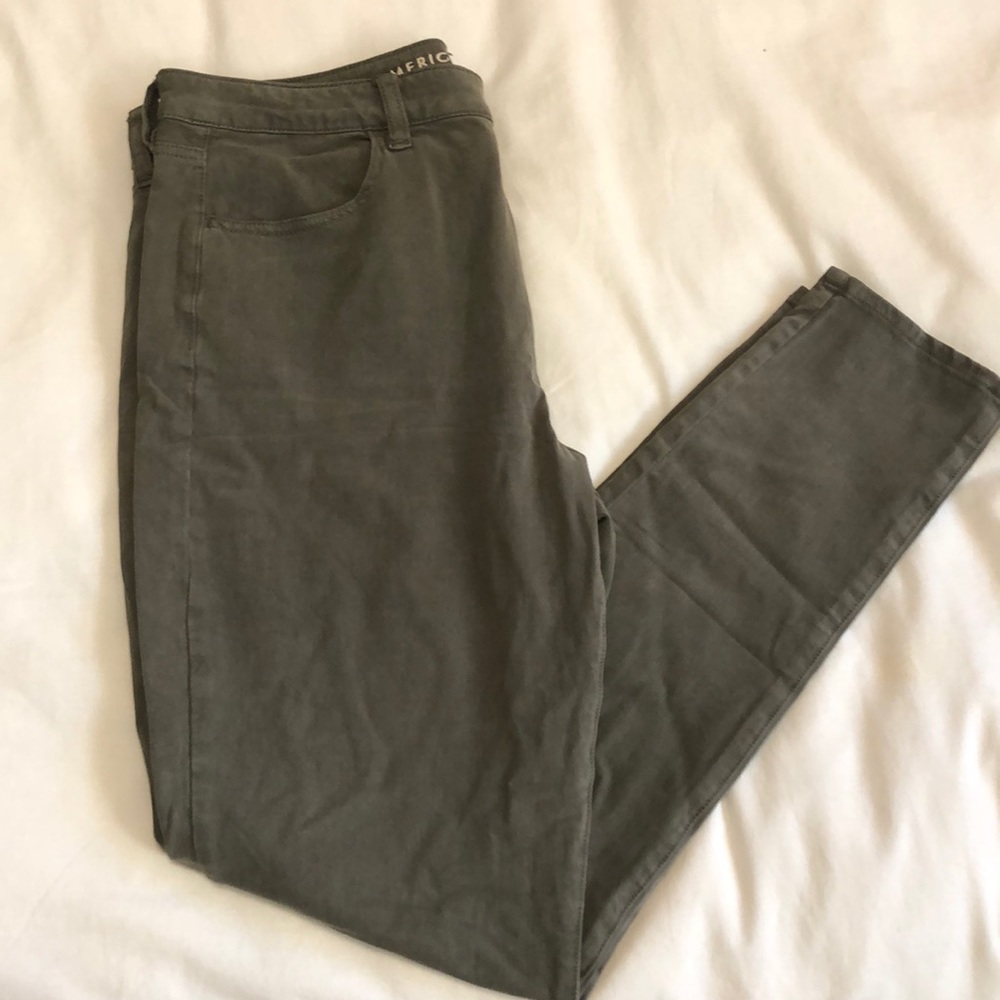 Olive Green American Eagle Super Hi-Rise Jegging